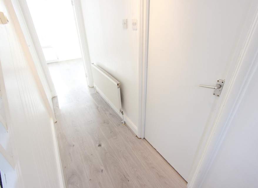 Flat Onslow Road in London