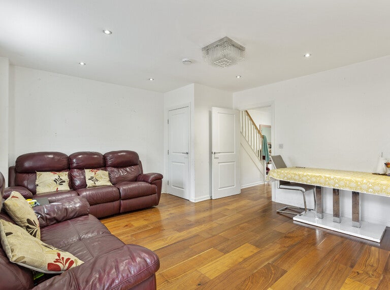 House Sherbourne Drive in Maidstone