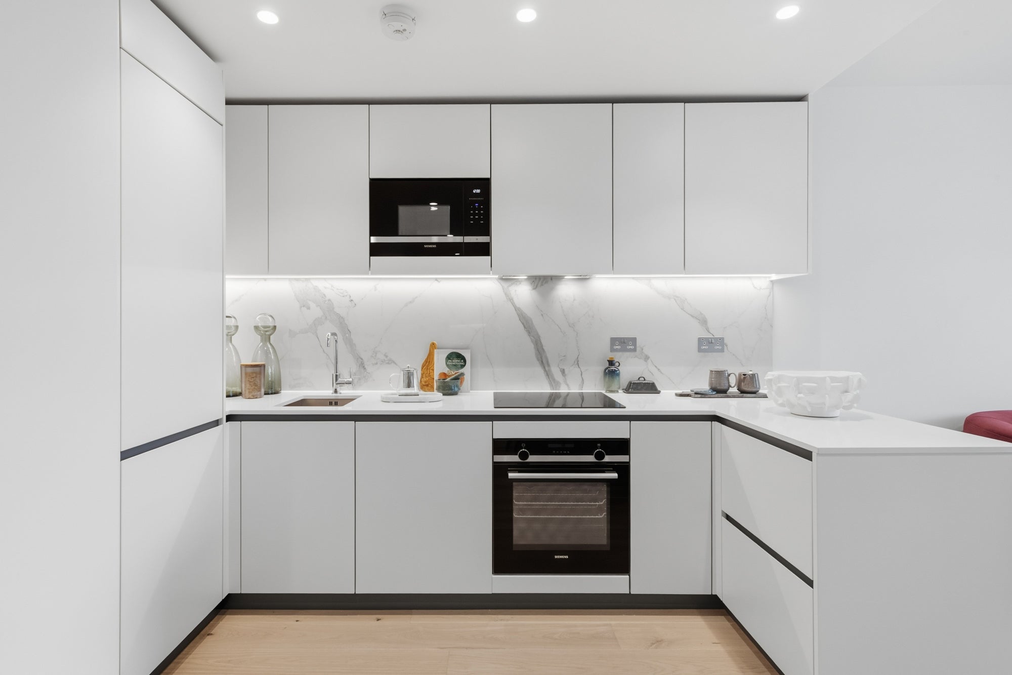 Flat William Morris Way in Greater London