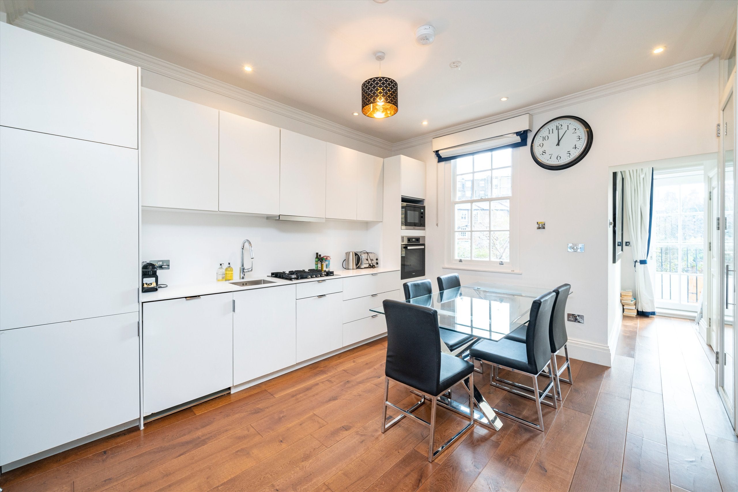 Flat Redfield Lane in Greater London
