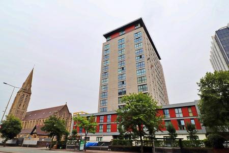 Flat Newport Road in Cardiff