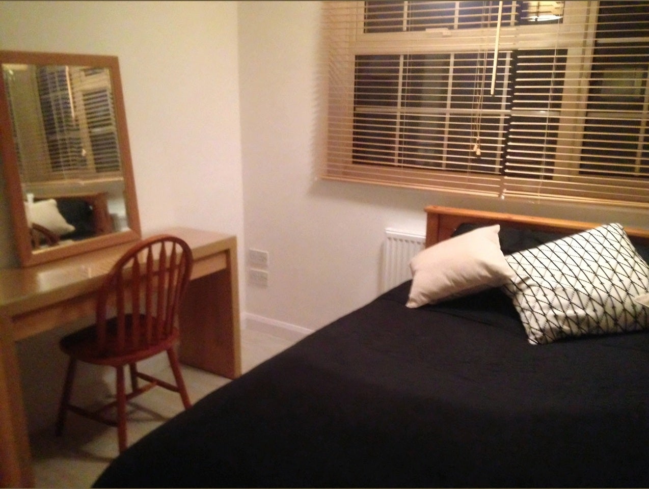 Room Glebelands in Greater London