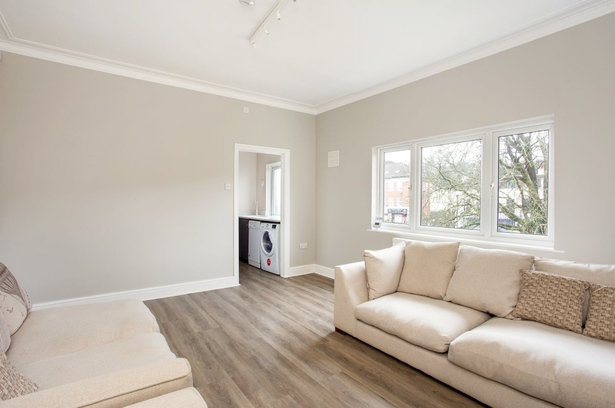 Flat Brighton Road in Greater London