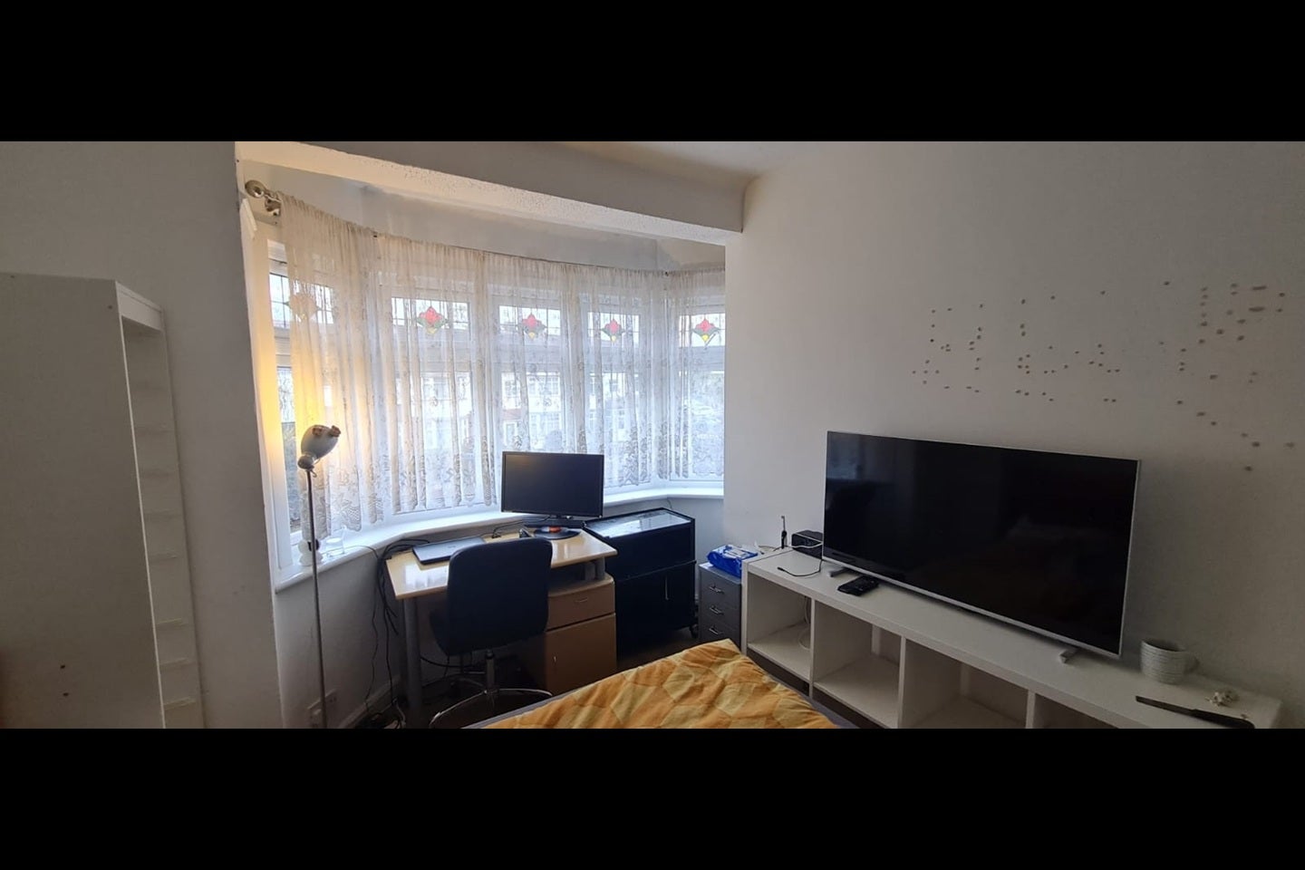 Room Gantshill Crescent in Greater London