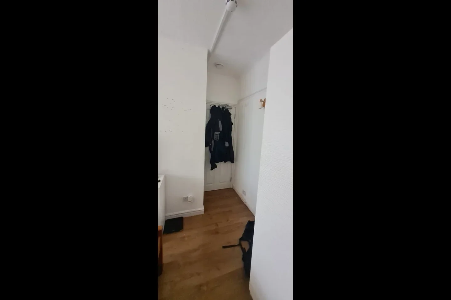 Room Gantshill Crescent in Greater London