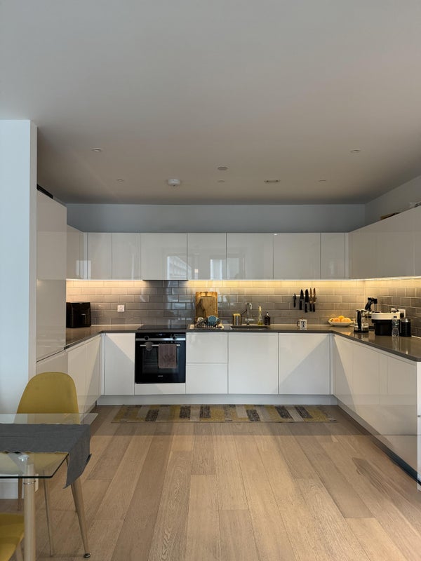 Room Rendal Way in Greater London