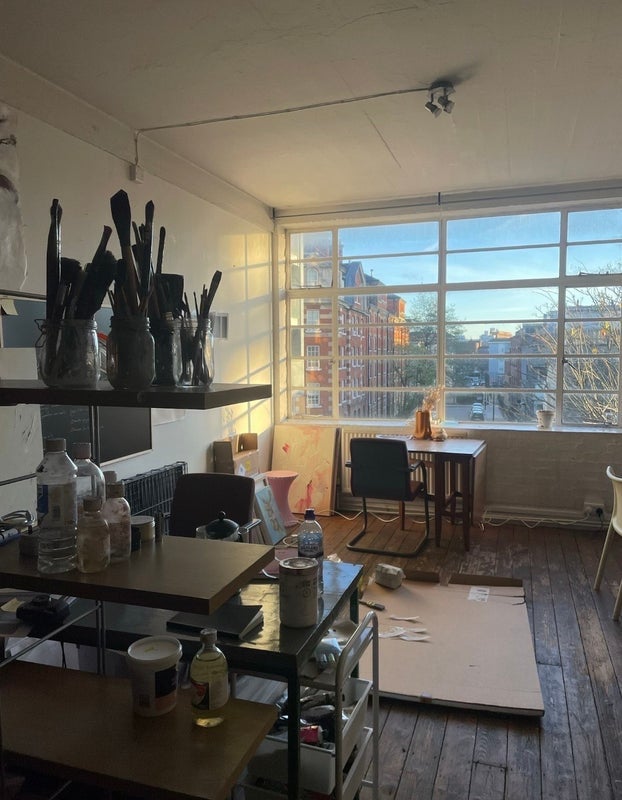 Room Hackney Road in Greater London