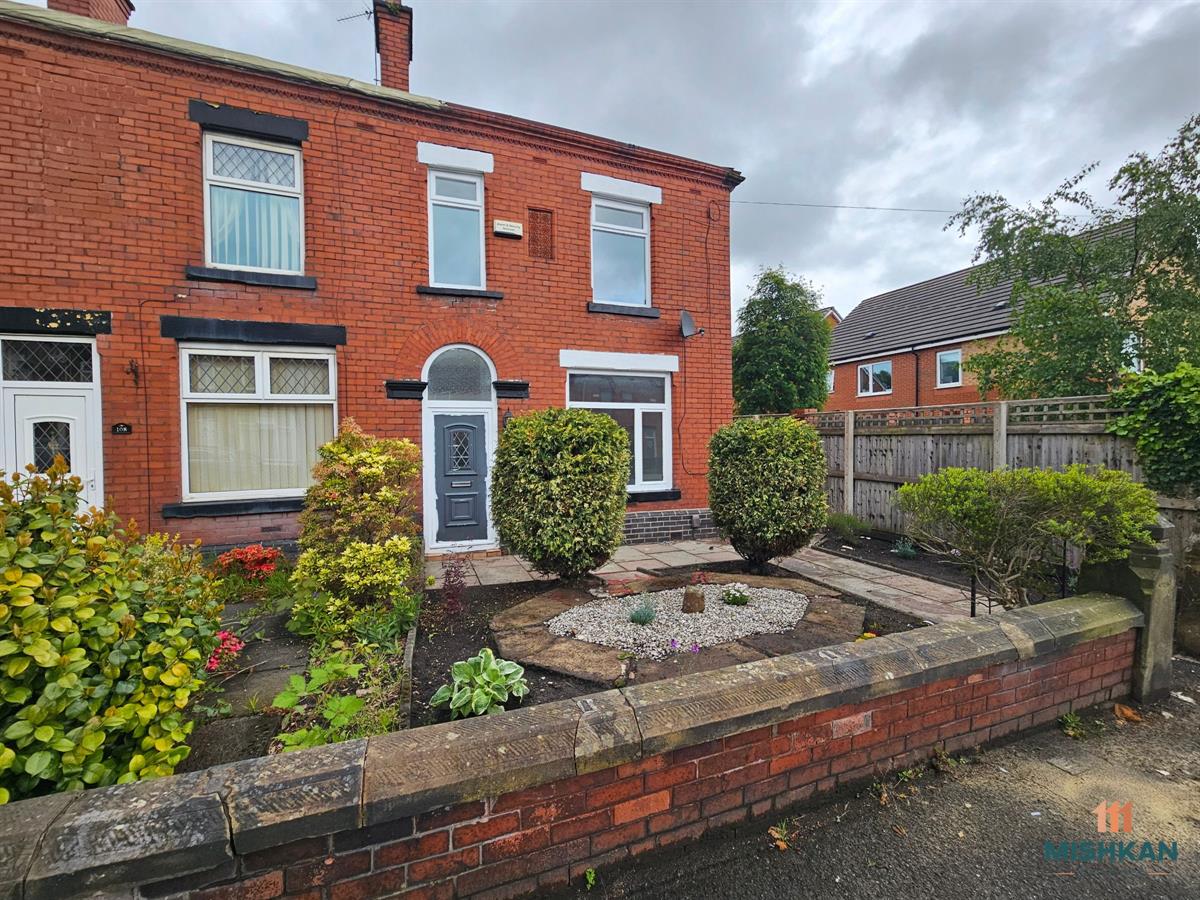 House Manchester Road in Salford