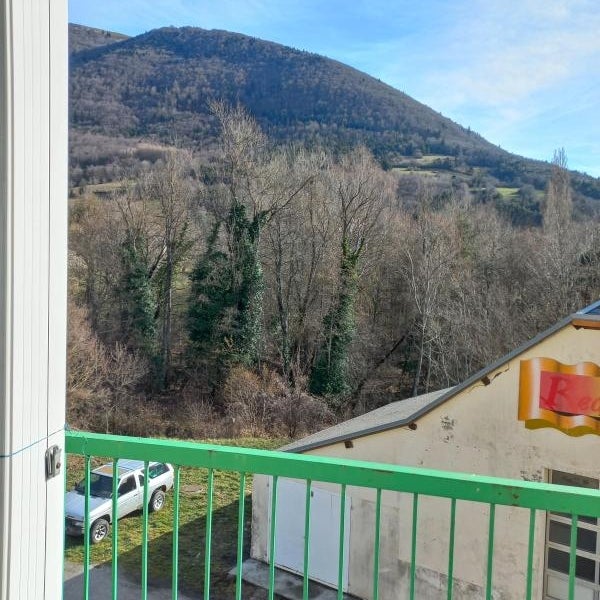 Appartement Allée de Romeyers à La Salle-en-Beaumont