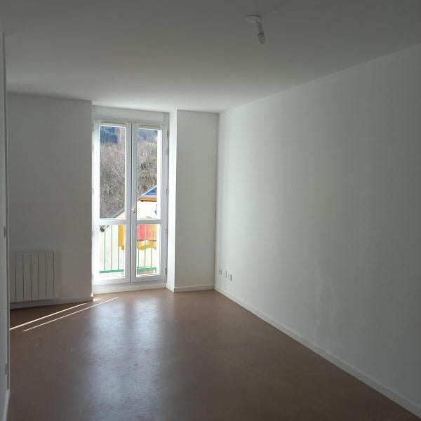 Appartement Allée de Romeyers à La Salle-en-Beaumont