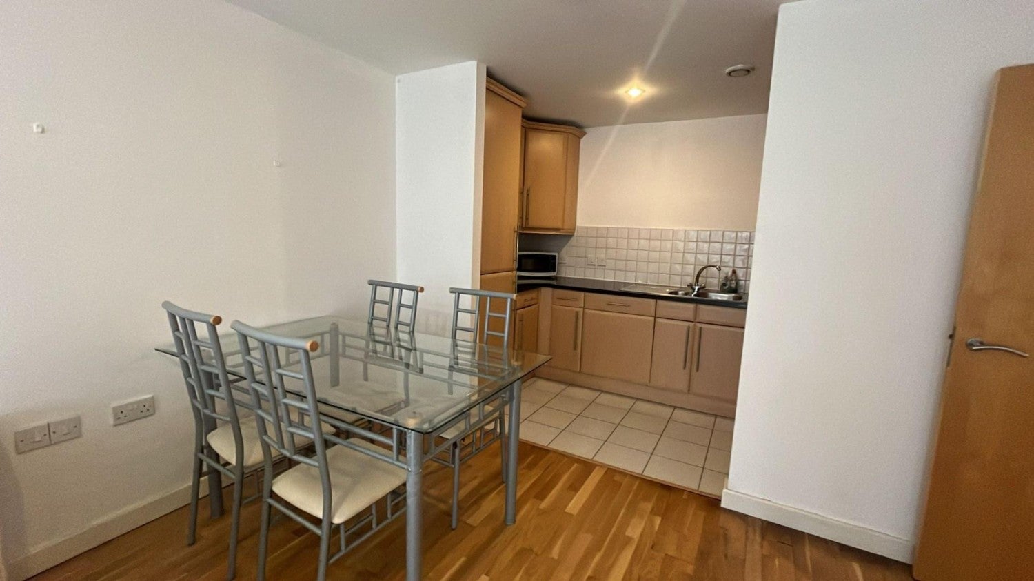 Flat Ducie Street in Manchester
