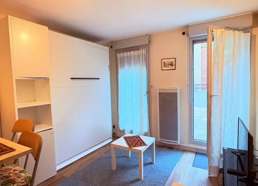 Flat Allée de Brienne in Toulouse