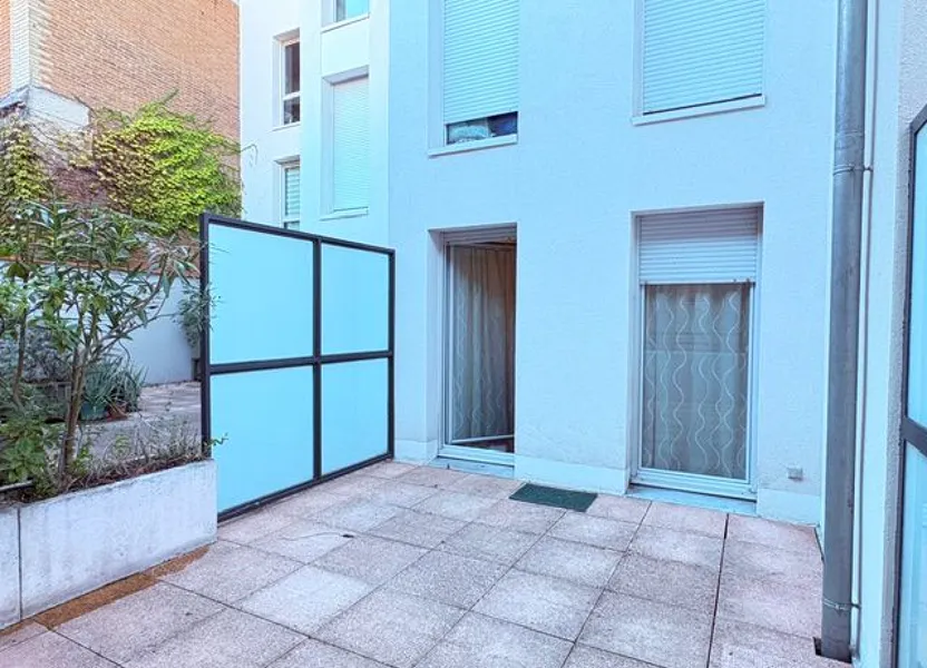 Flat Allée de Brienne in Toulouse