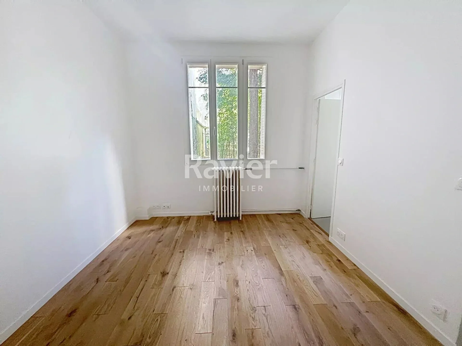 Appartement Avenue Hoche à Paris