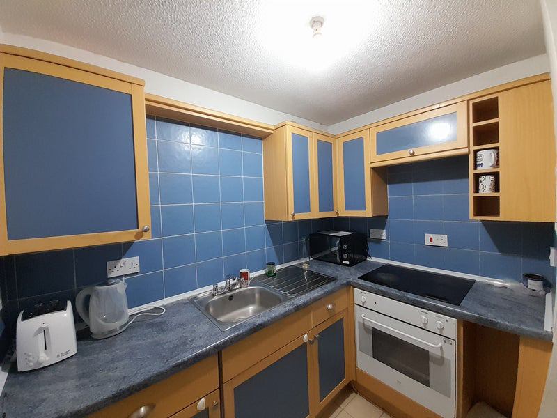 Room Hathersage Road in Manchester
