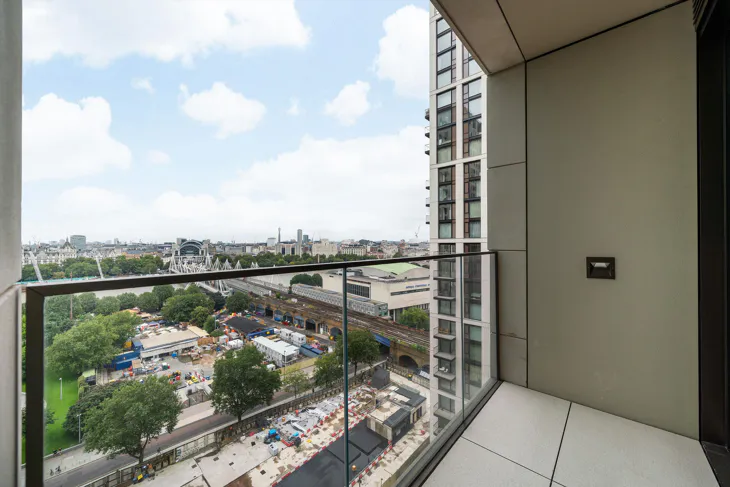 Flat York Road in Greater London