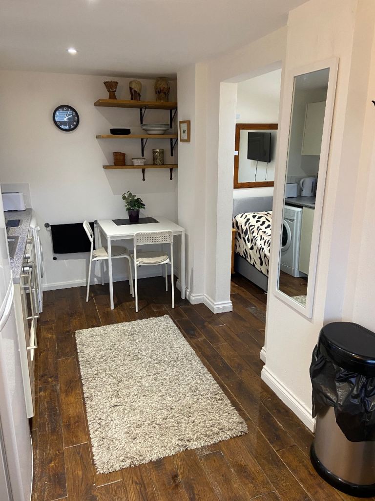 Flat Clober Road in Glasgow