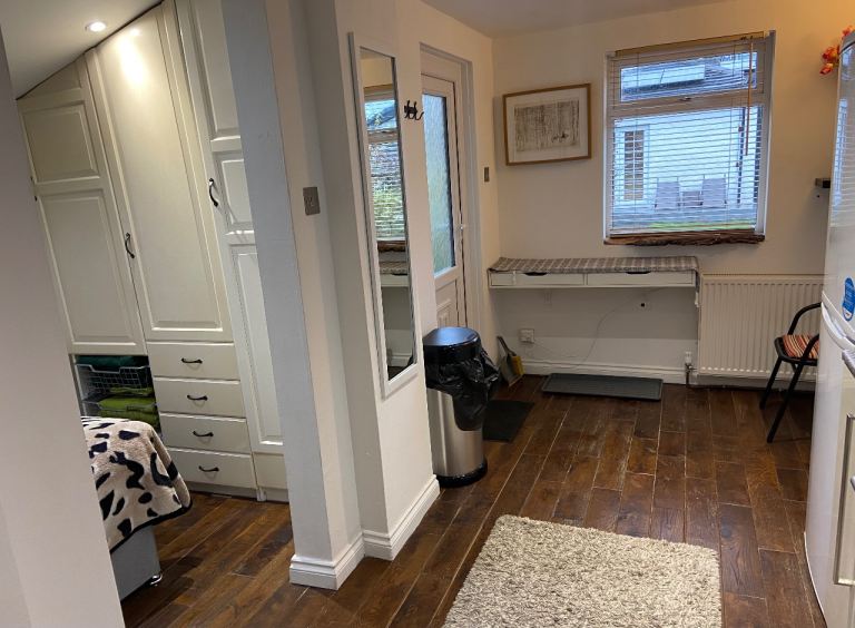Flat Clober Road in Glasgow