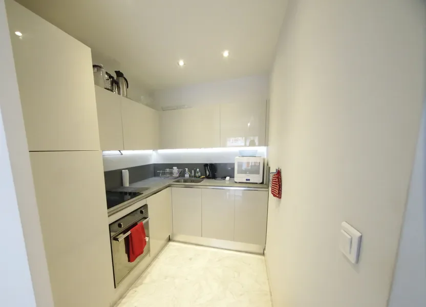 Flat Rue Paul Déroulède in Nice
