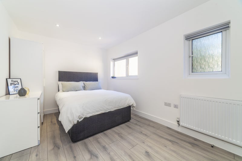 Room Brewhouse Walk in Greater London