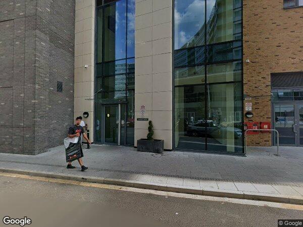 Flat Prince Regent Road in Greater London