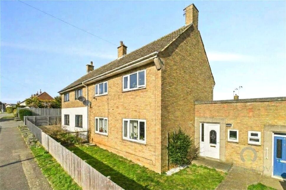 House Manor Road in Rothwell