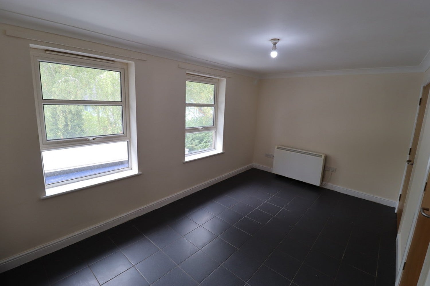 Flat Lawson Place in West Suffolk