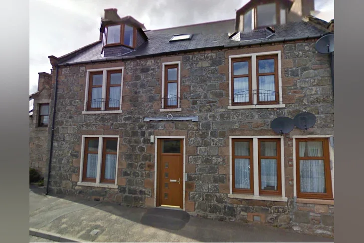 Flat South Road in Rhynie