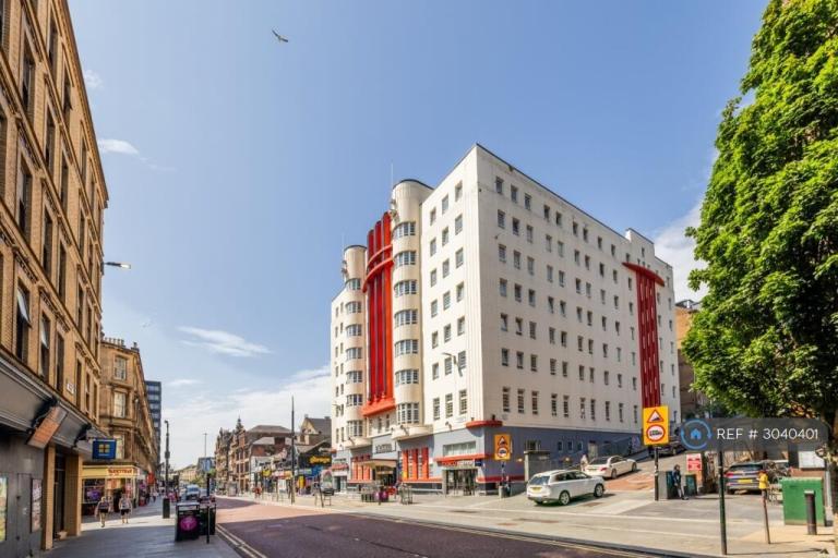 Flat Sauchiehall Street in Glasgow