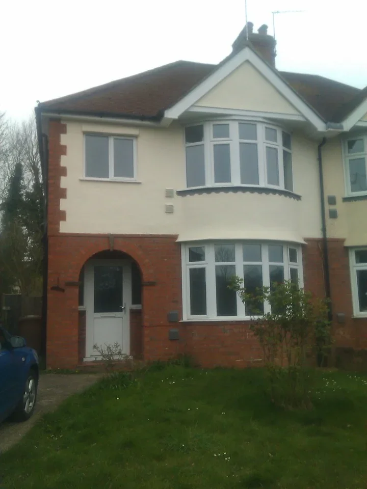 Room Beckingham Road in Guildford