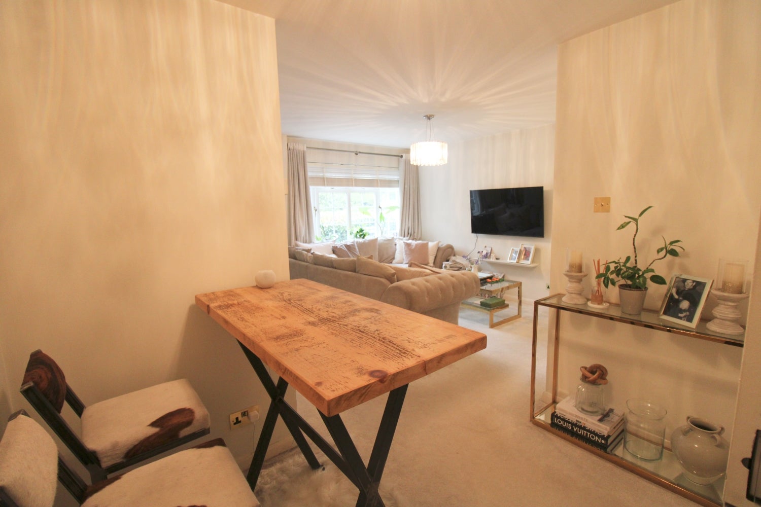 Flat Poplar Close in Surrey Heath
