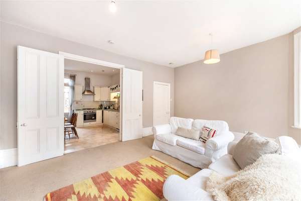 Flat Balfern Street in Greater London
