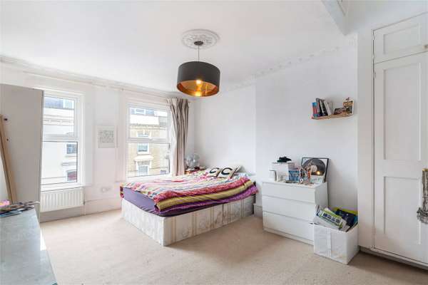 Flat Balfern Street in Greater London