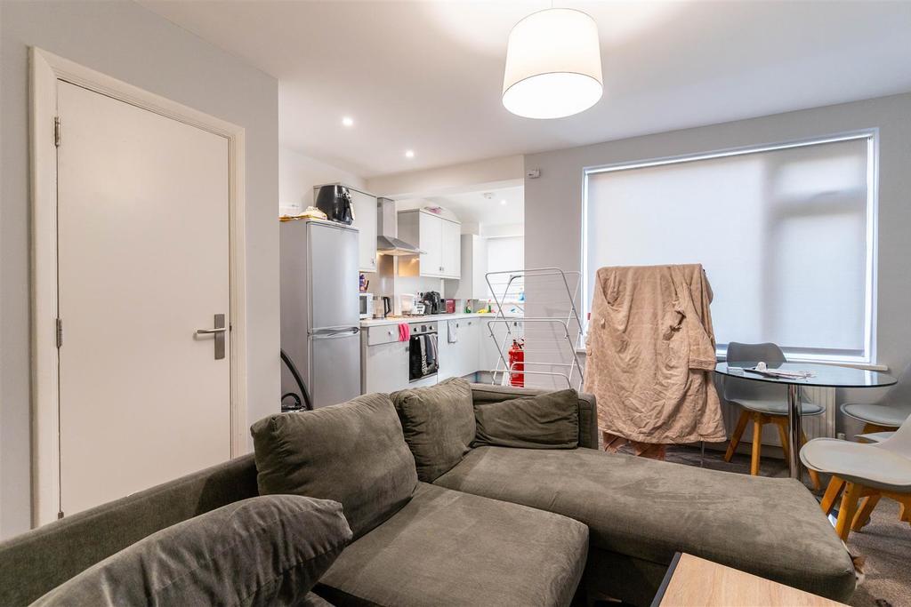 Flat Tennal Road in Birmingham