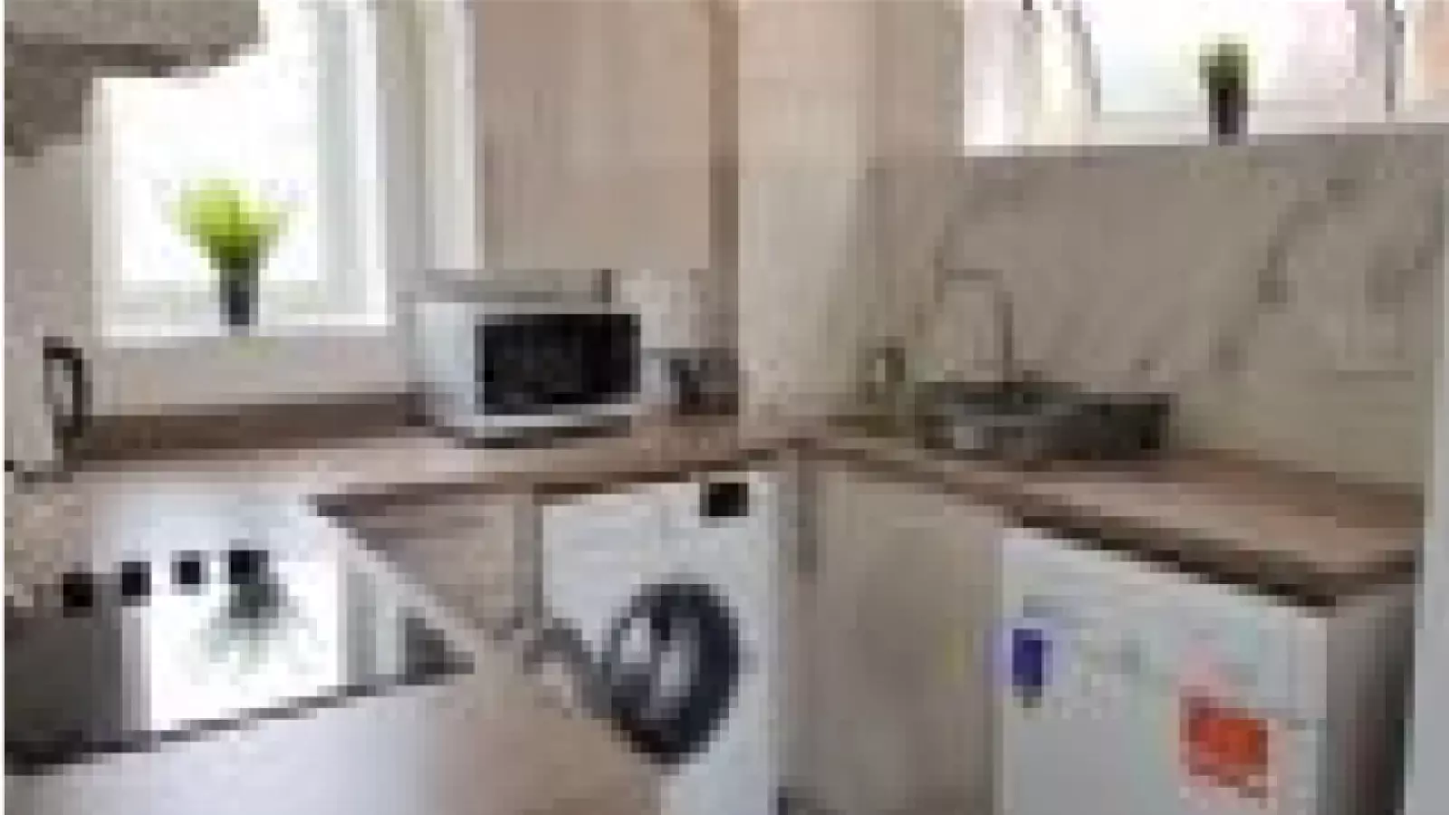 Flat St. Mary's Crescent in Borough of Spelthorne