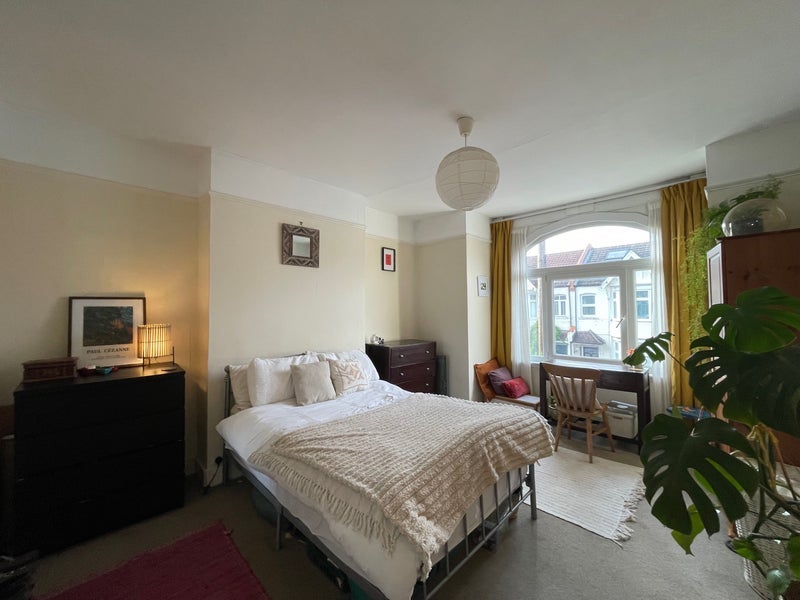 Room Ribblesdale Road in Greater London