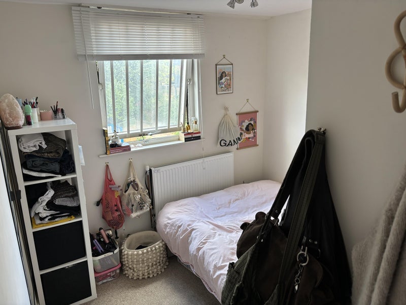 Room Mary Datchelor Close in Greater London