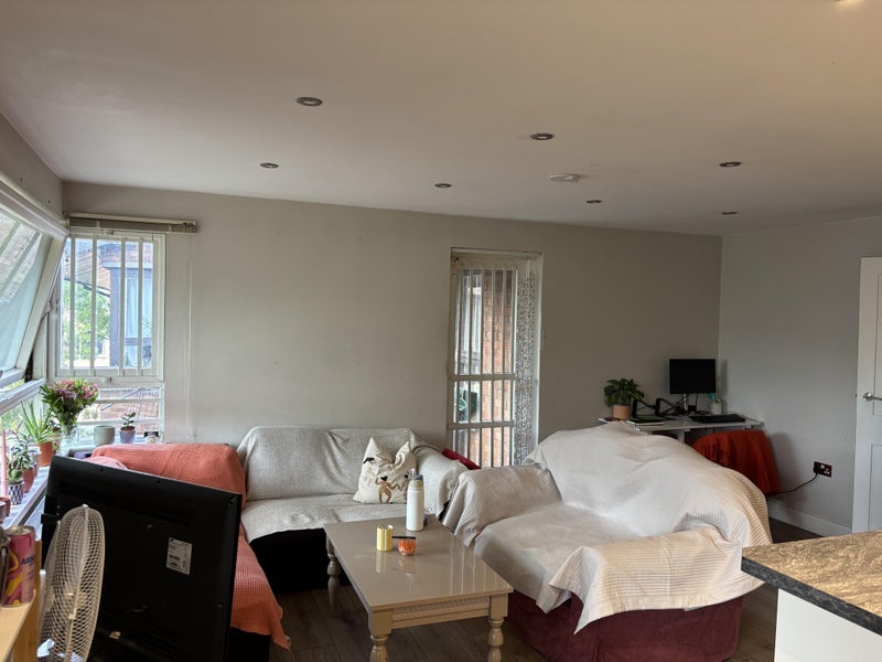 Room Mary Datchelor Close in Greater London