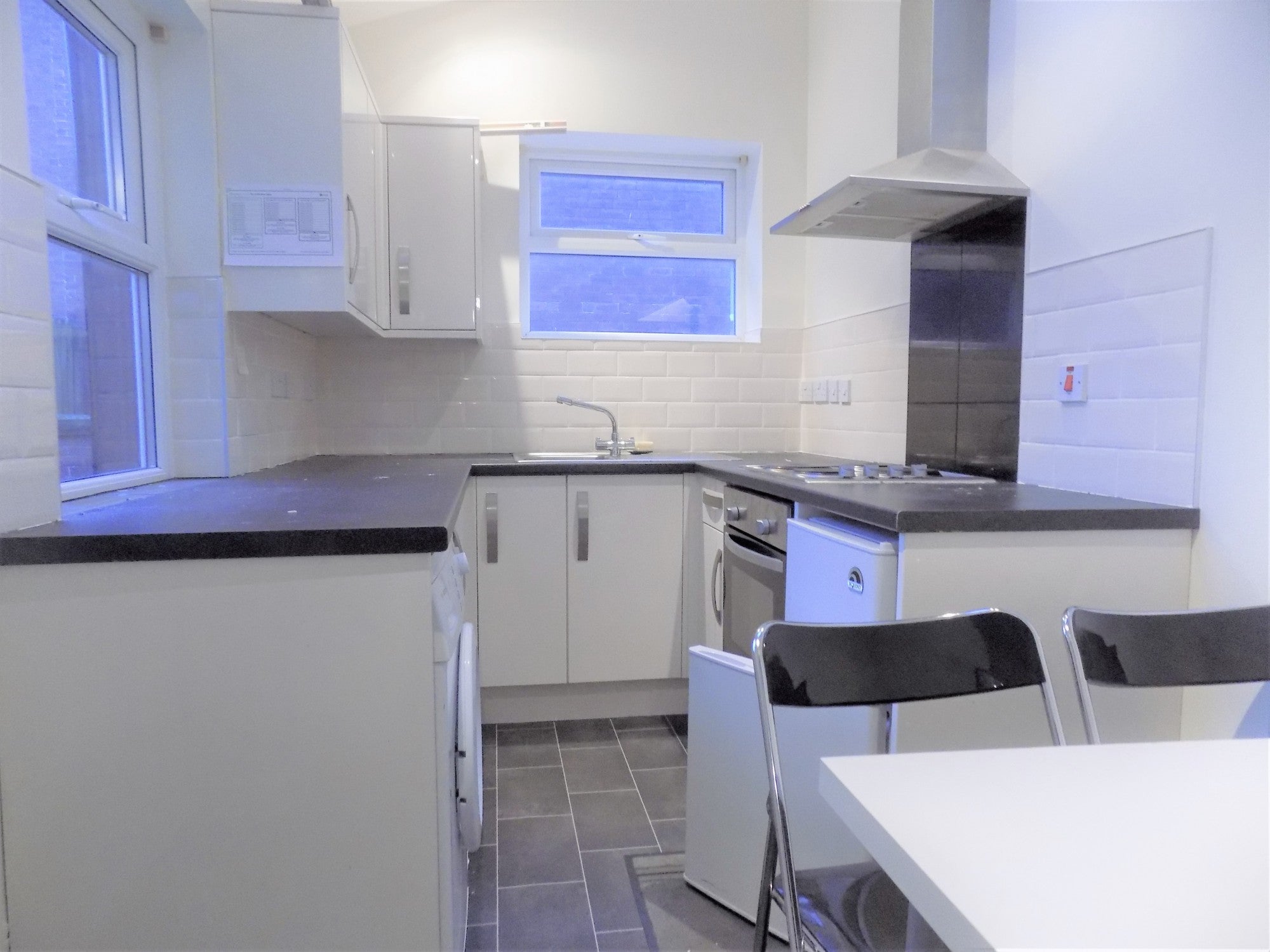 Flat Norman Place in Leeds