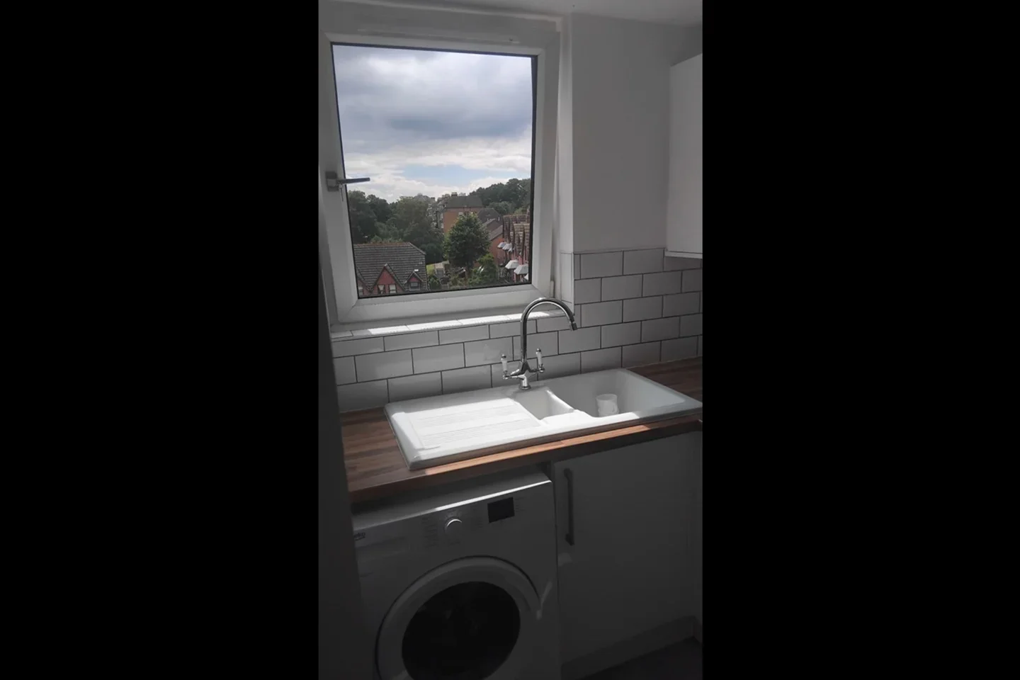 Flat Pierrepoint in Greater London