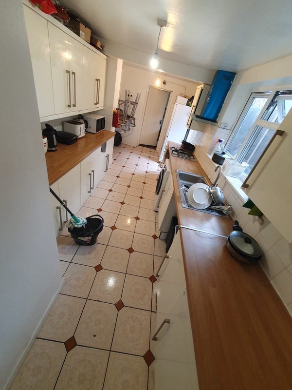 Room Berners Road in Greater London