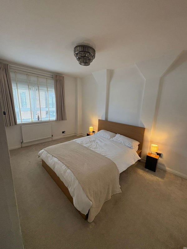 Flat Bethnal Green Road in Greater London
