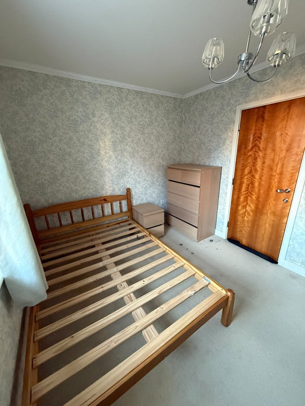 Room Hastings Street in Greater London