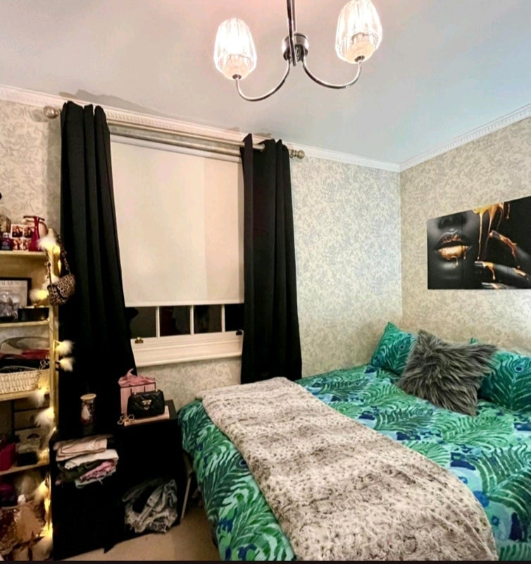 Room Hastings Street in Greater London