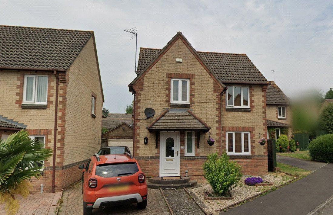 House Chicory Close in Swindon