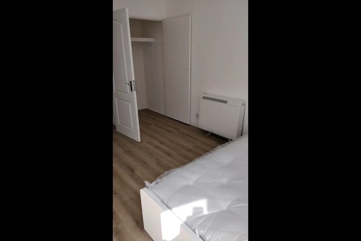 Flat Harrington Street in Greater London