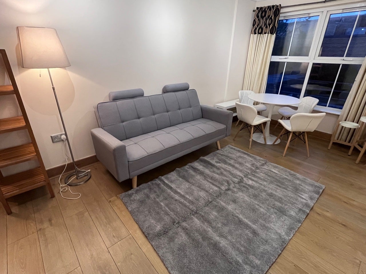 Flat Skerne Walk in Greater London