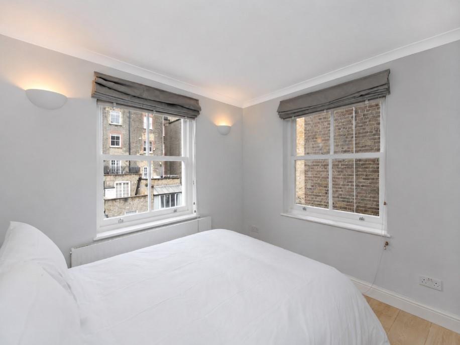 Flat Park Road in City of Westminster