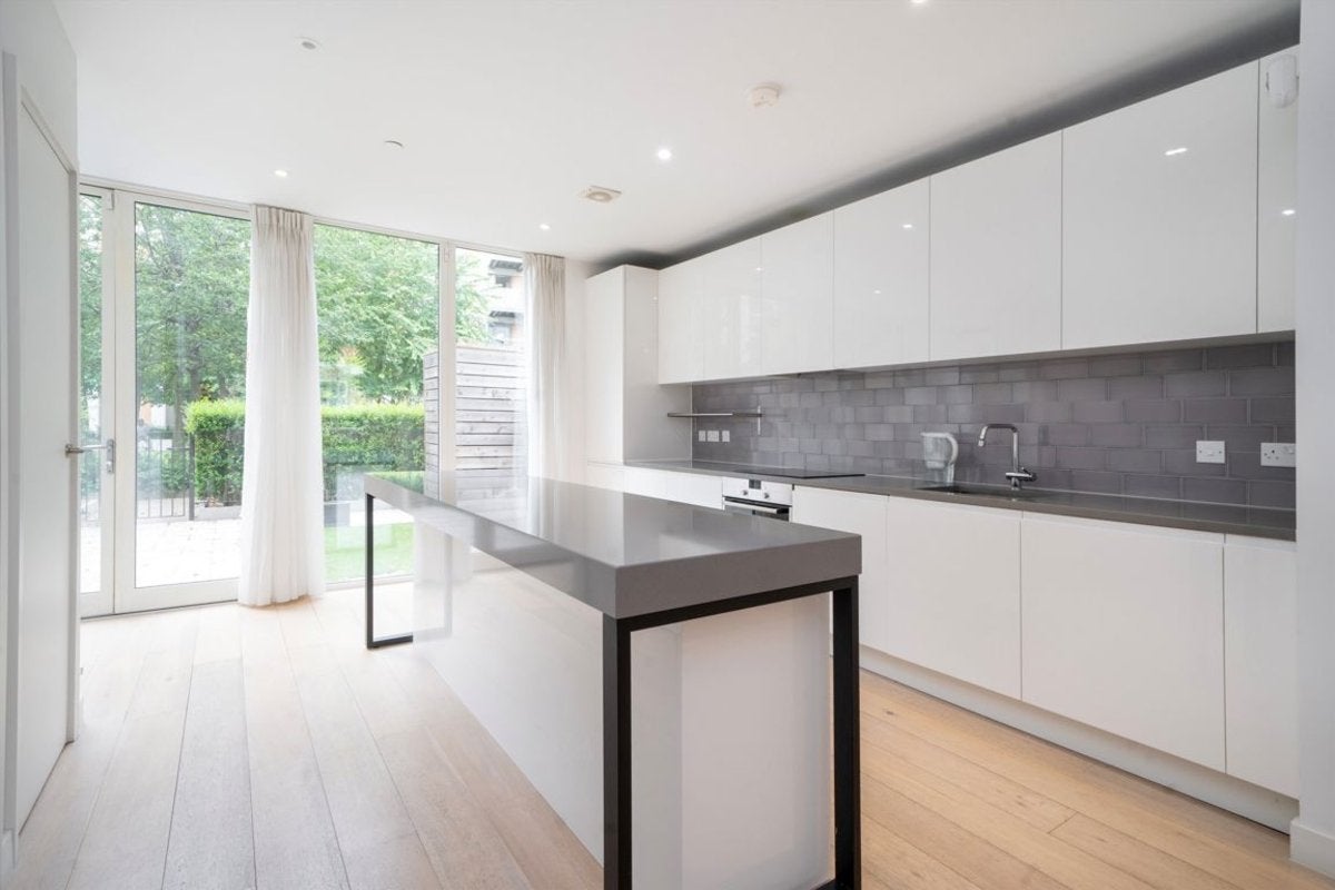 House Nautical Drive in Greater London