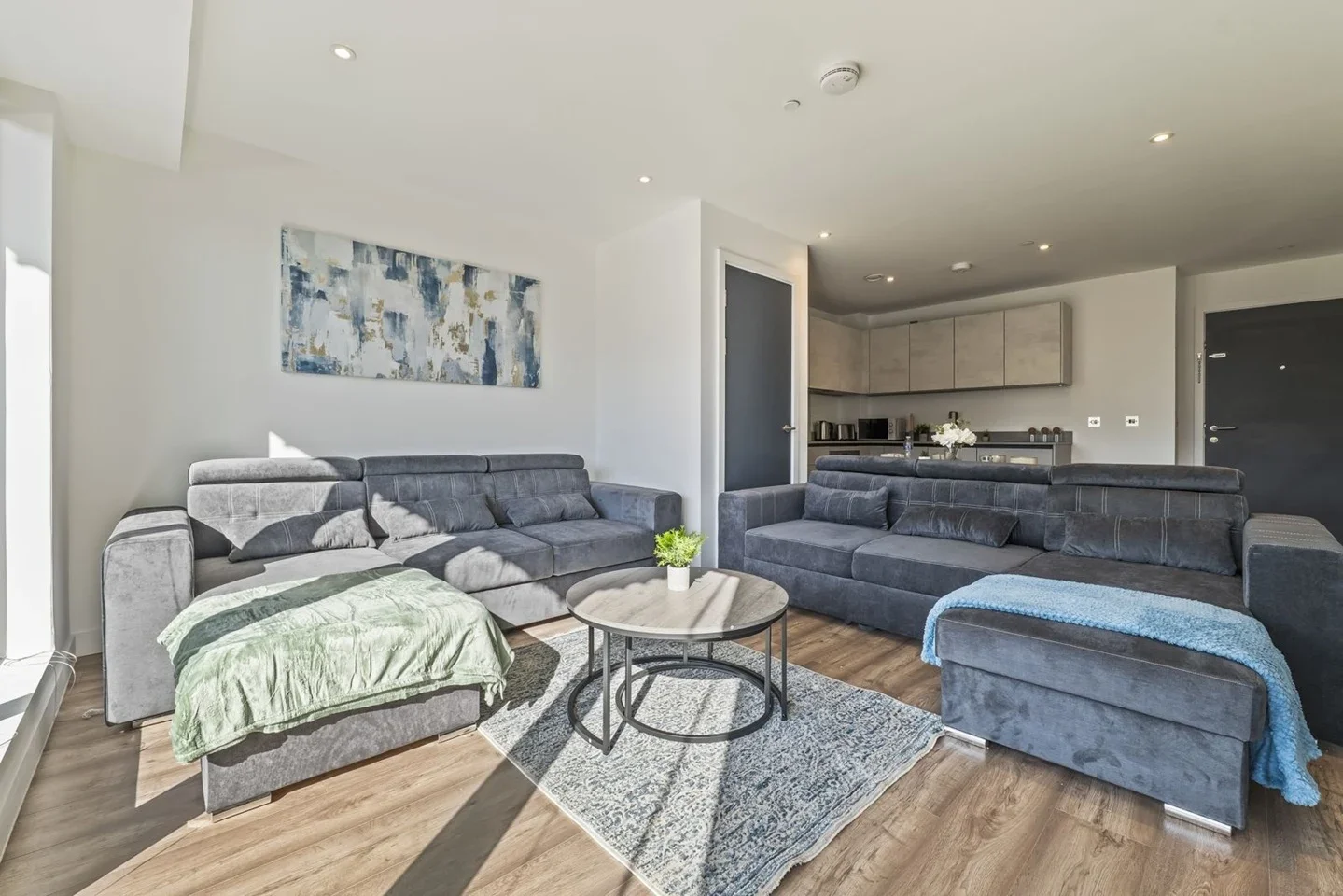 Flat Herschel Street in Slough